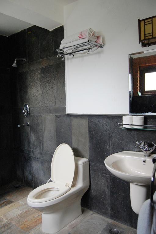 Standard Double or Twin Room,69513908:JPEG